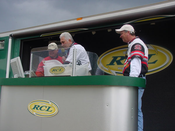 B42254D5-E9B1-4C2E-B884-D7B7E2EFCA21