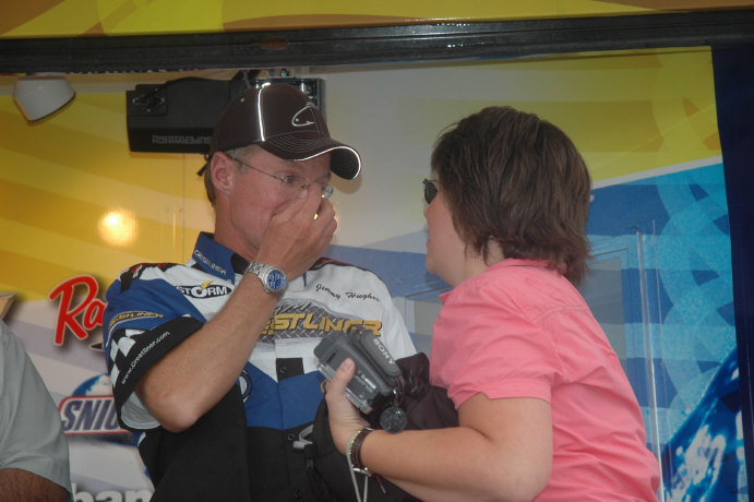 B441EAE9-DE2E-4232-B154-9047F09D302B