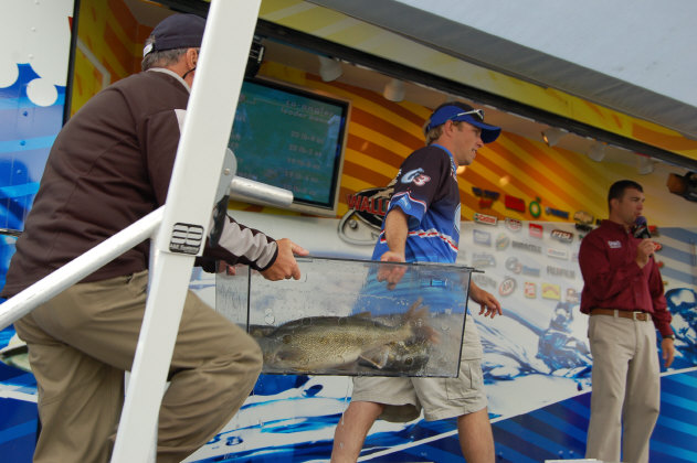 B4425D42-4A8E-45AF-BF23-3592D0BD475C