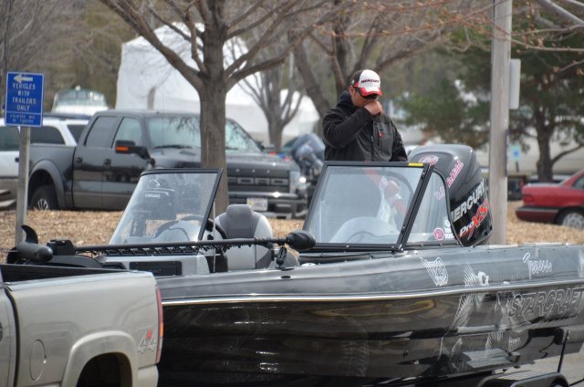 B453229E-40F8-4987-9BE3-FF974B7086AC