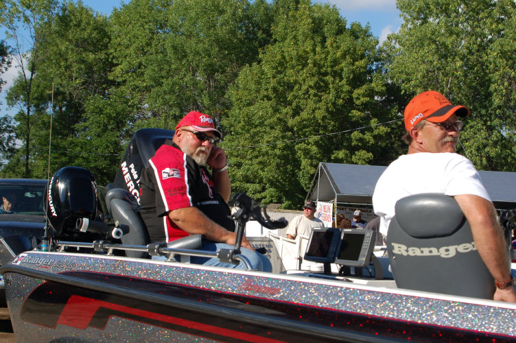 B4714E09-F027-4489-88DE-3173DE0D4BF1