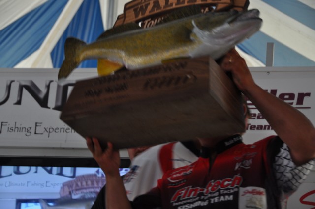 B4925CE7-7905-4975-ACCC-750FF25B8183