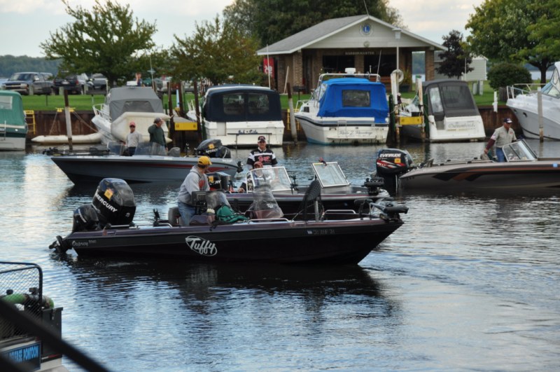 B4A2FF06-4B74-45D0-855E-647F3DEE2001