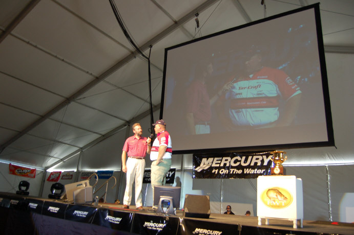 B4AD406E-AAD3-45C5-B059-94B095E586DA