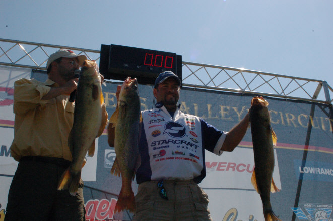 B4F95747-5D28-4EFC-9F21-F9589D50D7DA