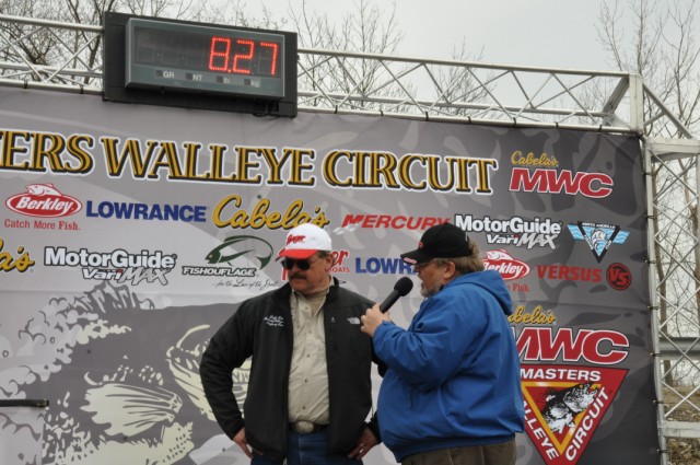 B500EF64-00DB-48AB-95C6-25F1EB102DF5