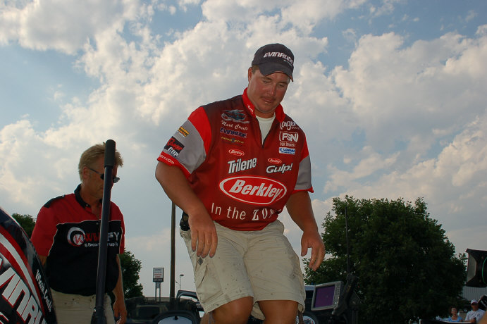 B53DB58F-330D-40A7-9E6D-8B1D278CCD8C