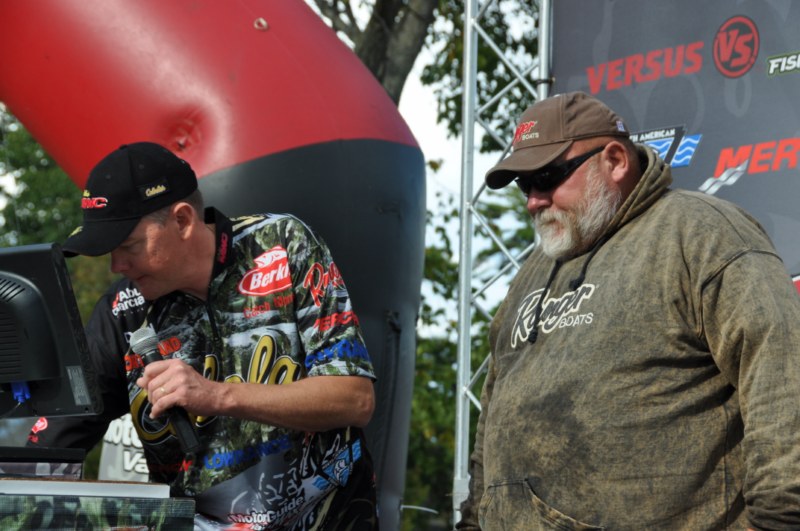 B5493FEA-8829-4440-BCCD-46FBBBC957A9