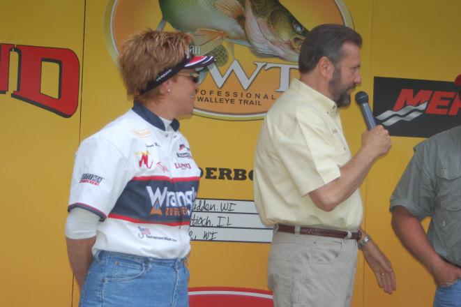 B562AE02-38DA-448F-9F07-021931CCCF2E