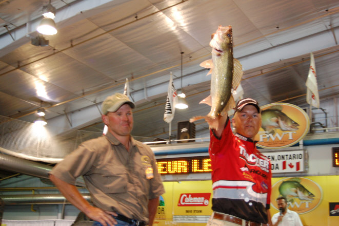 B5740A4A-7E7D-4BB0-A3B1-1B55EF80A87F