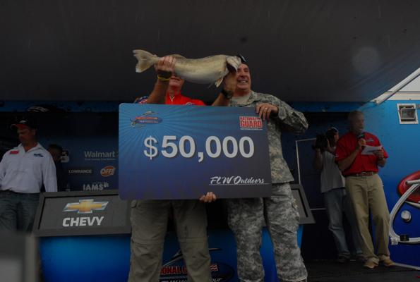 B57F5ABC-29A7-43EA-9B88-F8E34D75DFEF