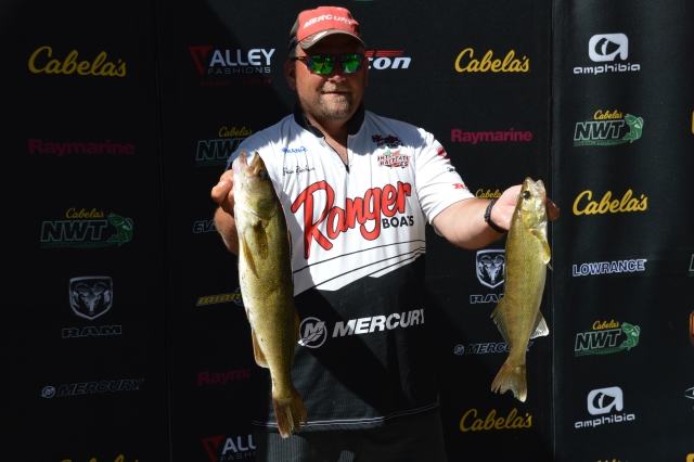 B582209D-5038-4D51-928B-2FEF0278D0B8