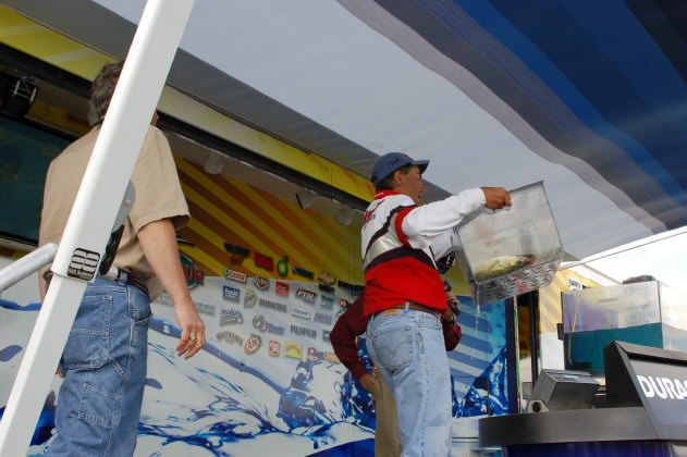 B5873DDE-2799-4C90-9026-6D12929A8976