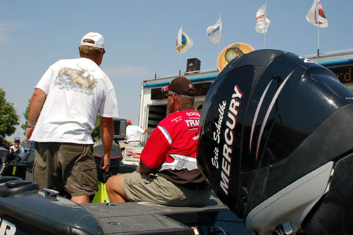 B5964A14-218D-4350-A4A7-E5CB1C8EF8FC