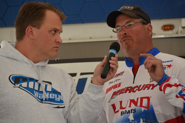 B59B256A-8B5A-460F-91F3-969E5C0561D8