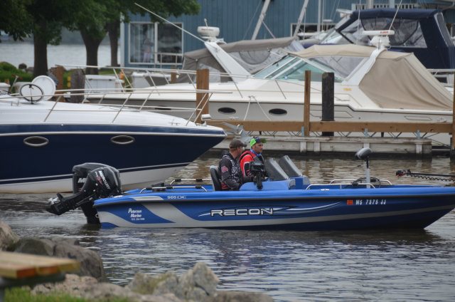 B5A6B690-3FEA-48A3-A099-A267191D27BA