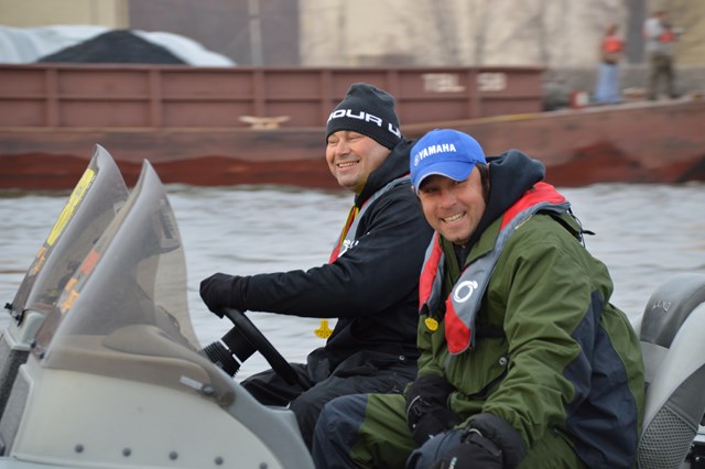 B5AC5DA1-4894-4344-912D-88B12DF053B0