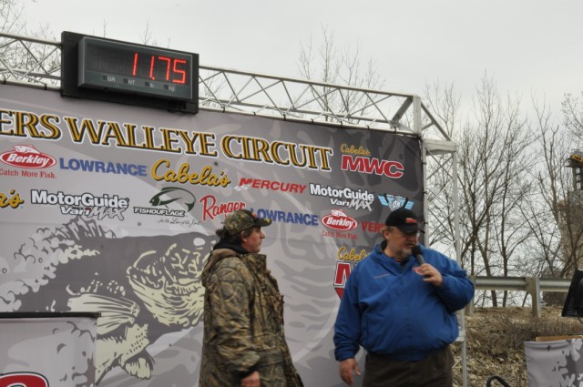 B5D56A1F-92E0-4E3C-B073-FACC0956FB2E