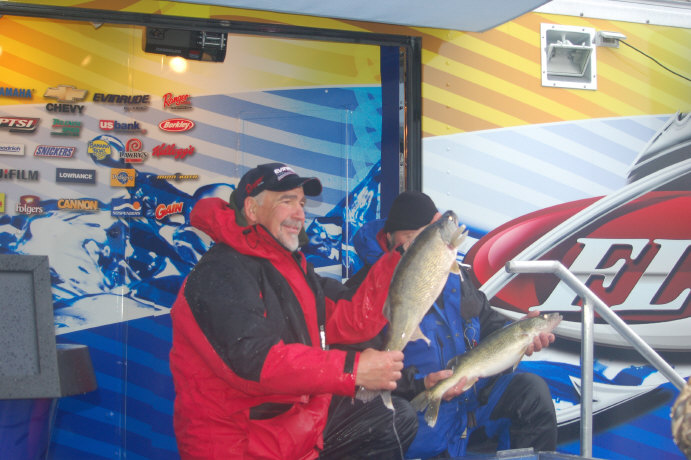 B5EEA64F-6965-4A30-A077-4828CF5C4902