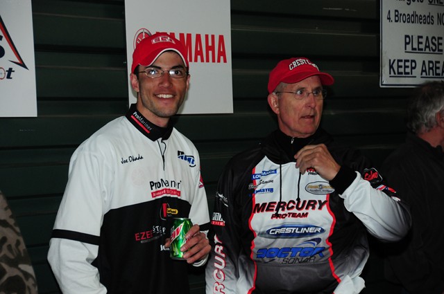 B5F3A839-0EF3-4161-B4C8-3D39224DF66A