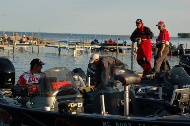 B5F581B9-0180-4E45-A6DF-5C79C7AF1B7C