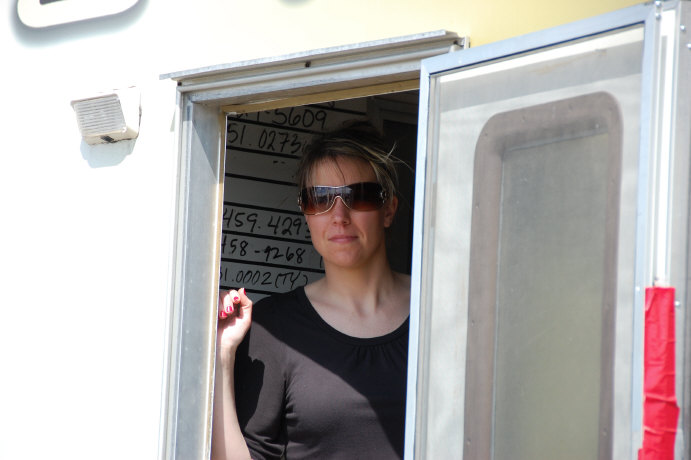 B6278EE5-6C19-4A32-BF5F-BC0FCF9F1BCE