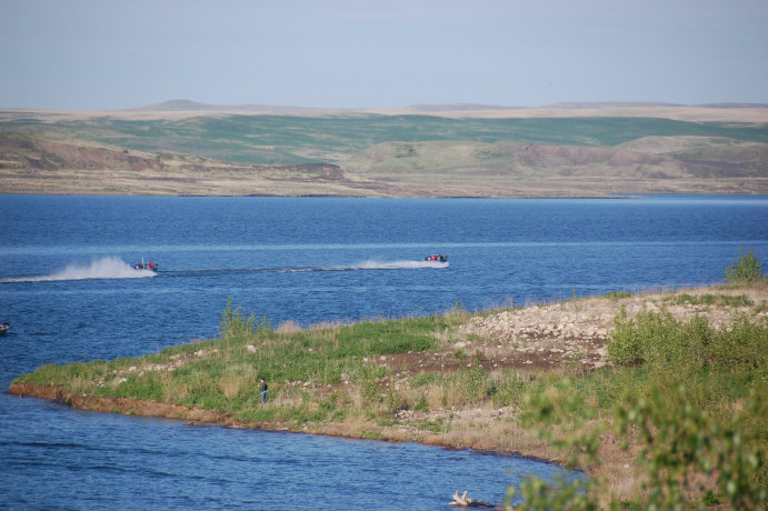 B6436689-C646-42A8-B636-BF54F8BF3BE3