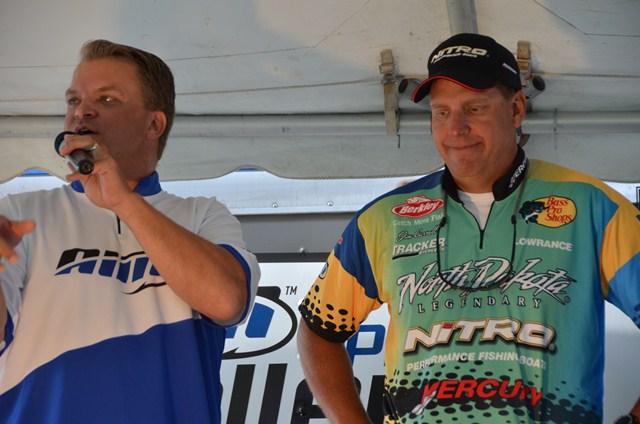 B64774CC-8CC2-445E-A556-BEA7078DA4DB