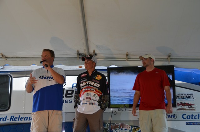 B6A5352F-023C-4EBE-AC04-65DFAF36B8DF