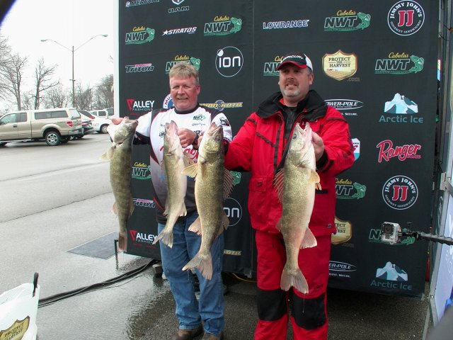 B6A72E84-F9B4-4A5E-AA8A-E2C9CD6F597A