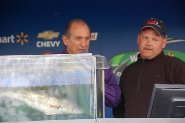 B6ED37E8-6CD5-49E0-8F08-9DA787FD076E