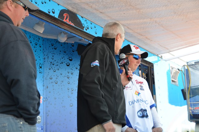 B71844EC-3004-46BE-80ED-9272B0DC7C11