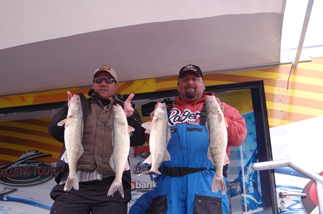 B7277087-2562-41E1-8072-95830844E903