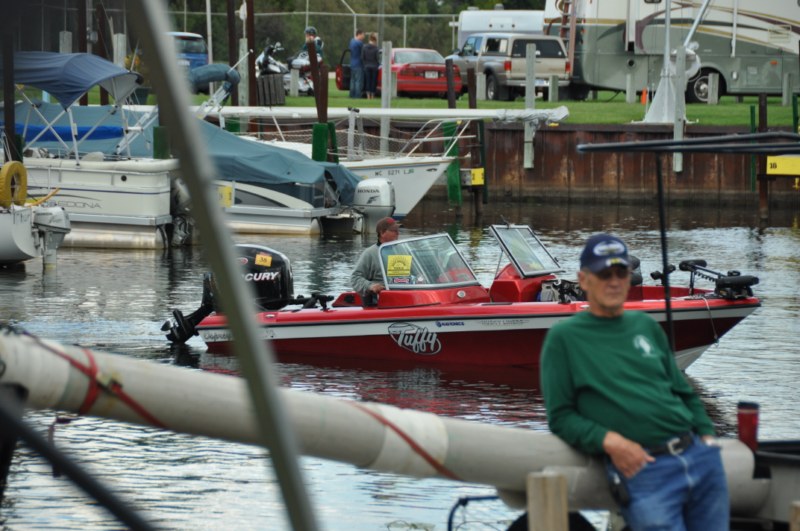 B72E7BAB-5F42-4BD8-9EED-4F072A9A8DA0