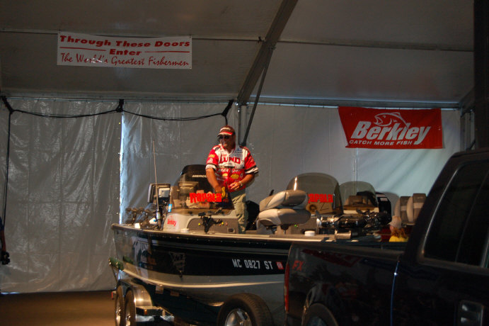 B7406DE0-AFCF-49F8-A6E9-5DEAEDCA53DC