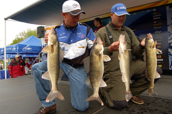 B742228A-A6C6-4DA8-922D-6ED54DD66589