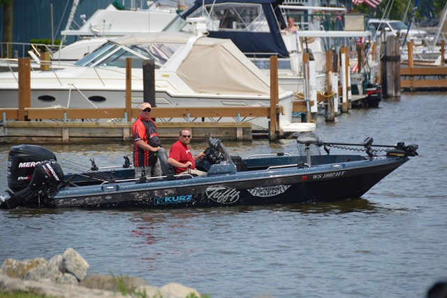 B7424F10-AA58-470E-AD49-8DD3F381C057