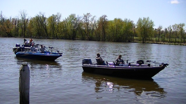 B74587C4-181E-462E-92C5-215247FD061A