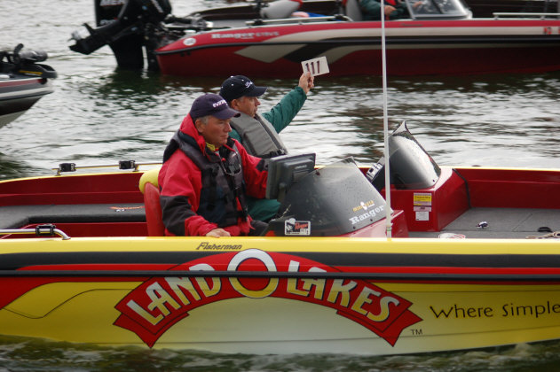 B7487DC7-2B31-4329-9817-F43C40FBD887