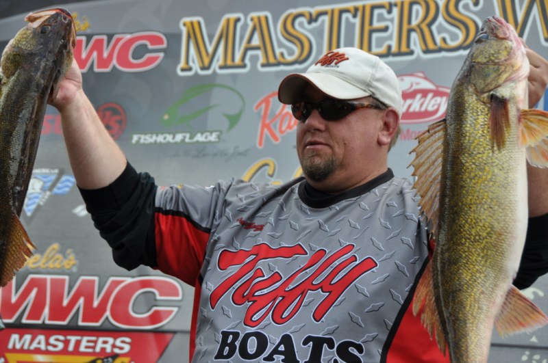 B74B3F28-A29D-4686-AE13-17FB8DE93C0E