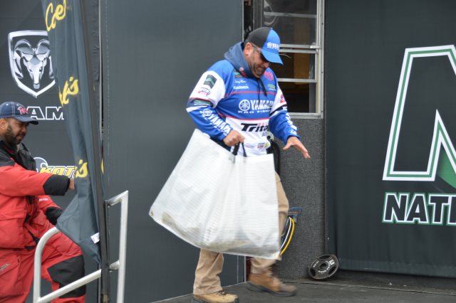 B7D4257E-3936-4F94-8334-634C91128666