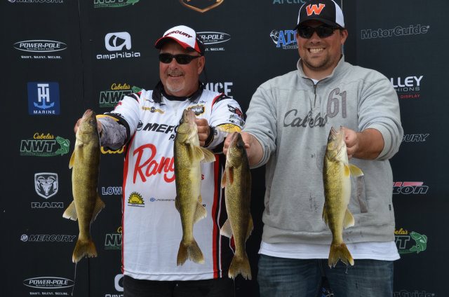 B7E95AB0-15C0-4ABB-84B1-5B71E163999D