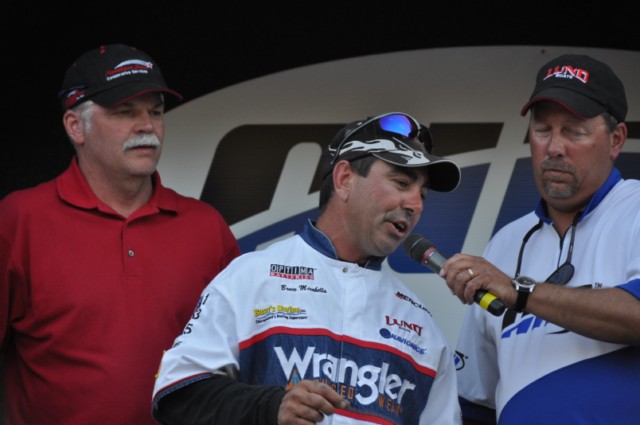 B81DF672-B783-4928-B15C-53875E9D35F1