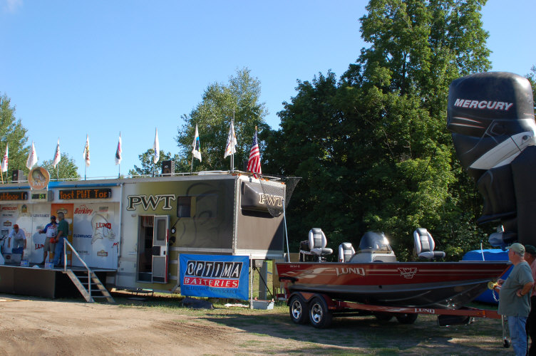 B821D4A6-998E-419C-BBAC-293FEC72CF61