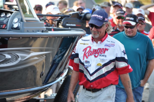 B82E56E5-49DF-4F92-9691-8354EE45E56F