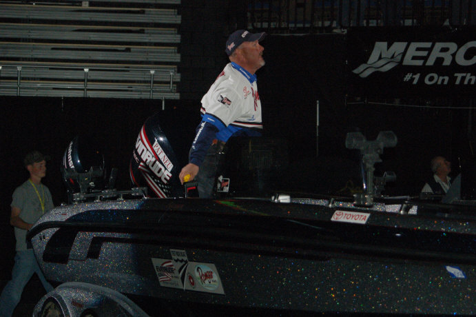 B83296E5-ECF0-4759-9B05-B94CADA8BFC9