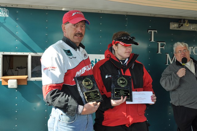 B850CB96-841A-4A78-98EE-DE1A46D0D2FB