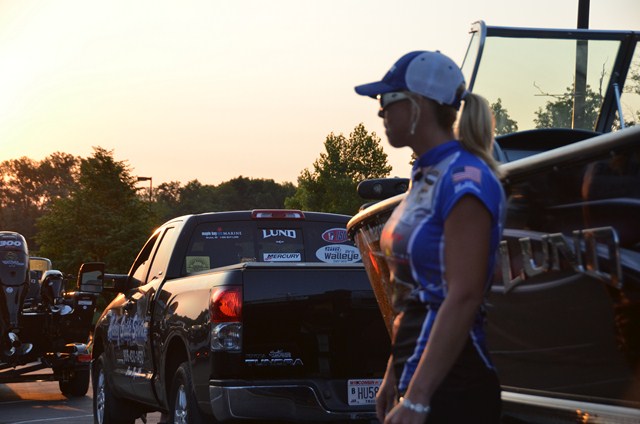 B8682D9F-6BEC-40A8-9459-546DC748FD63