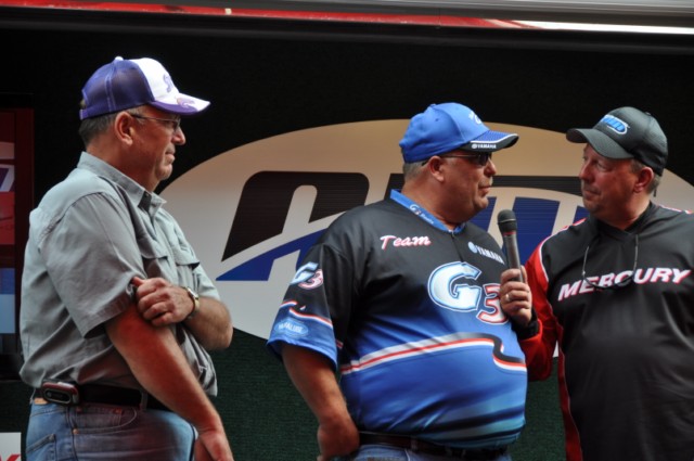 B8ADF2B9-C968-410C-9EBA-2D953D9D9E4B