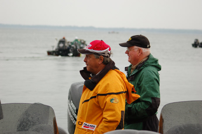 B8B2E69A-E86C-4CAA-8C7C-6B44BC0E3CA2